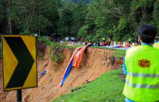 
					A Deadly Landslide In Southern Laos Has Buried Homes And Claimed Over 30 Lives