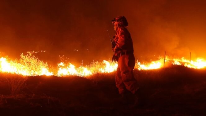 
					Uncontrollable Wildfires In Northern California Have Forced Thousands To Evacuate