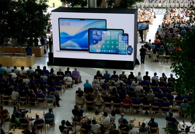 
					Apple May be The as It Were Tech Company Getting AI Right, Really