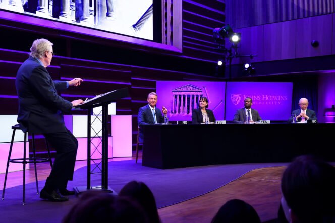 
					Legal Experts Debate Presidential Term Limits And Judicial Reforms