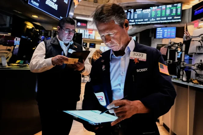 
					Dow Jumps 1,100 Points as Trump Administration and China Significantly Cut Tariffs